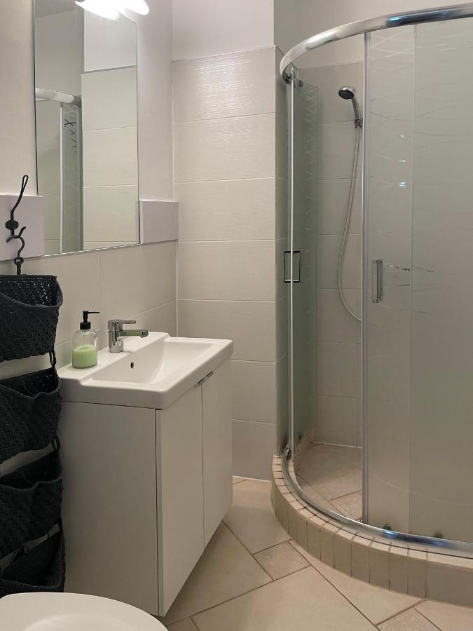 Szélrózsa apartmanház Velence Exterior foto